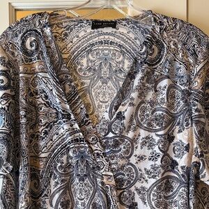 Not for sale NWOT 18 20 Lane Bryant Black Blue White Paisley Blouse